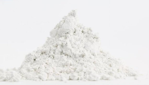 Diatomaceous earth powder